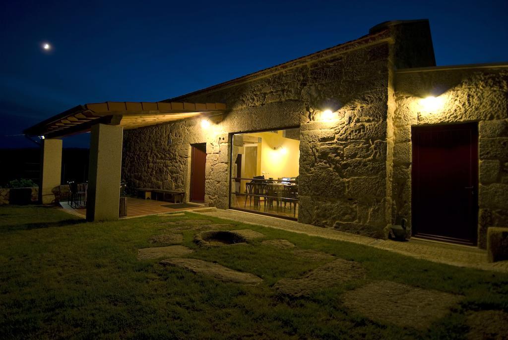 Casa Entre-Palheiros E Casa Do Canastro Montalegre Pokój zdjęcie